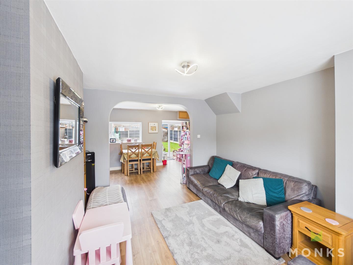 46 Shrubbery Gardens, Shrewsbury, SY4 5BZ For Sale